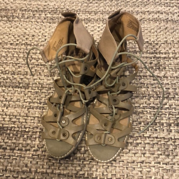 Von Dutch Tightenup heeled sandal Sz 6.5 - Picture 1 of 9